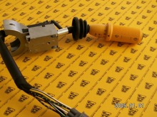 Przełącznik jazdy 701/70001 - Przełącznik jazdy manual. Produkt oryginalny (VALEO).